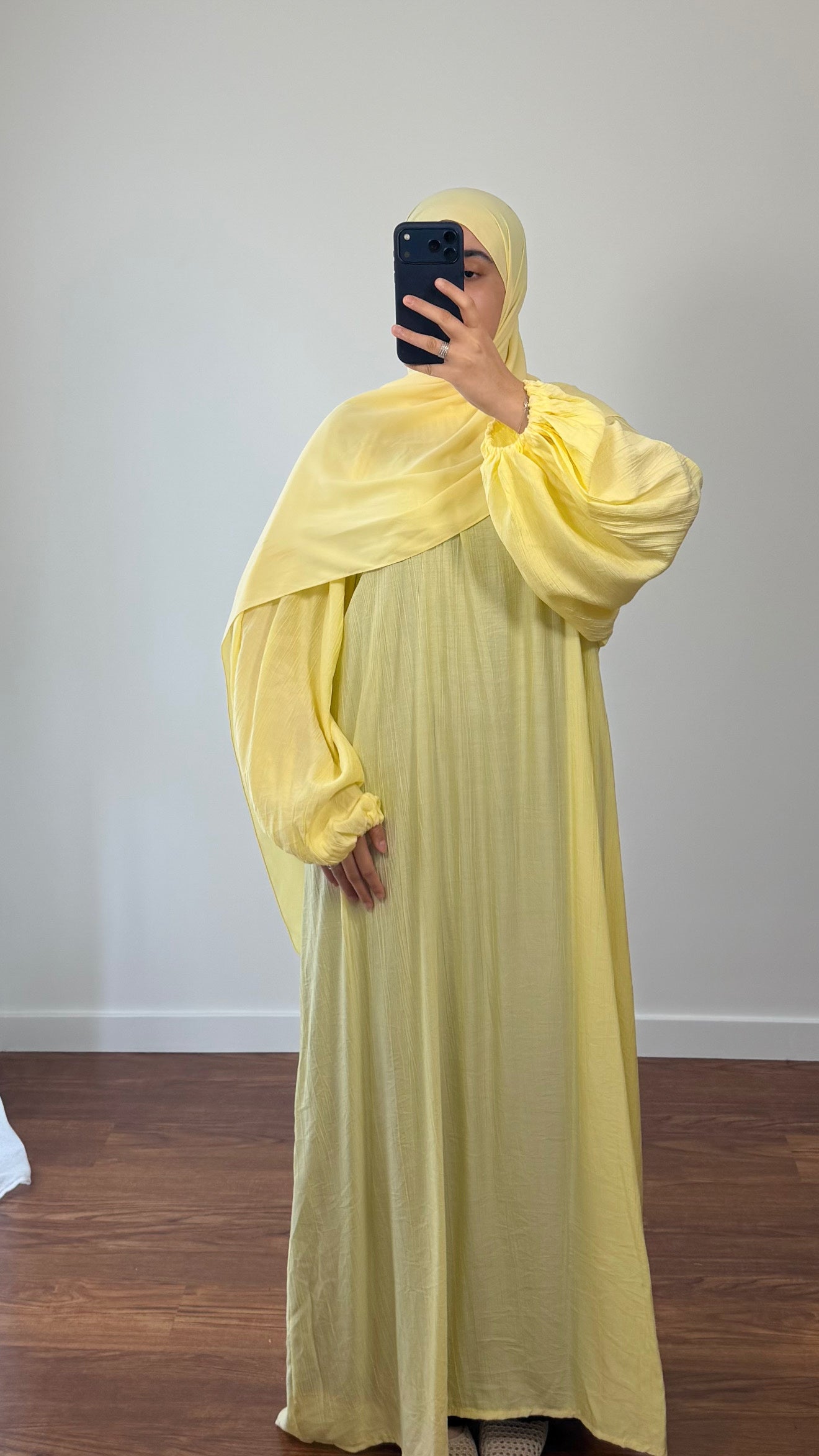 ABAYA AYAT MANCHES BOUFFANTES JAUNE