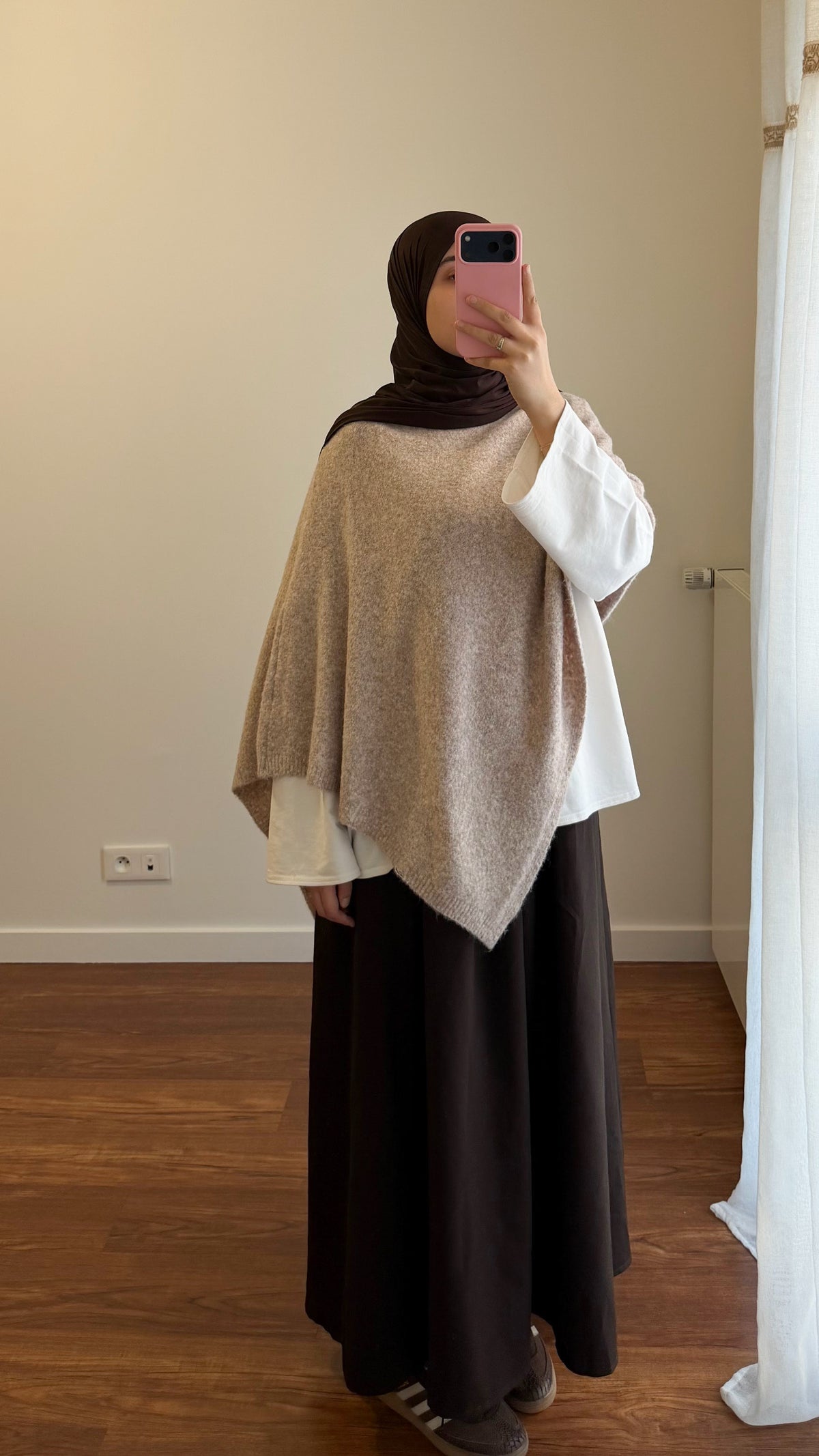 CAPE TAUPE