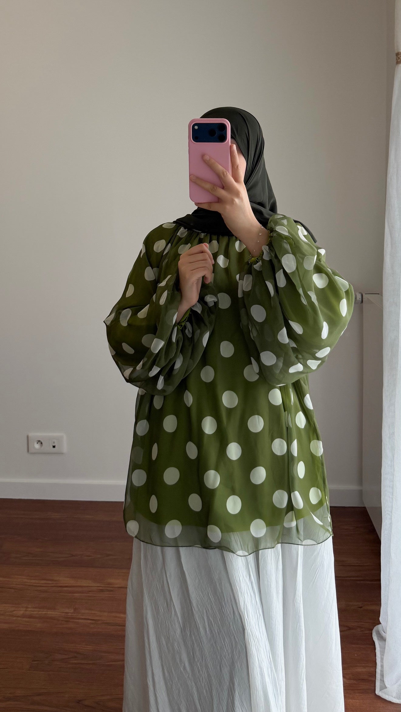 BLOUSE À GROS POIS VERT OLIVE