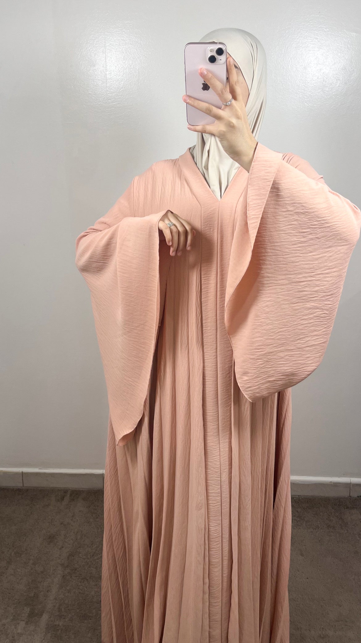 ABAYA PLISSÉE YUSRA ROSE SAUMON
