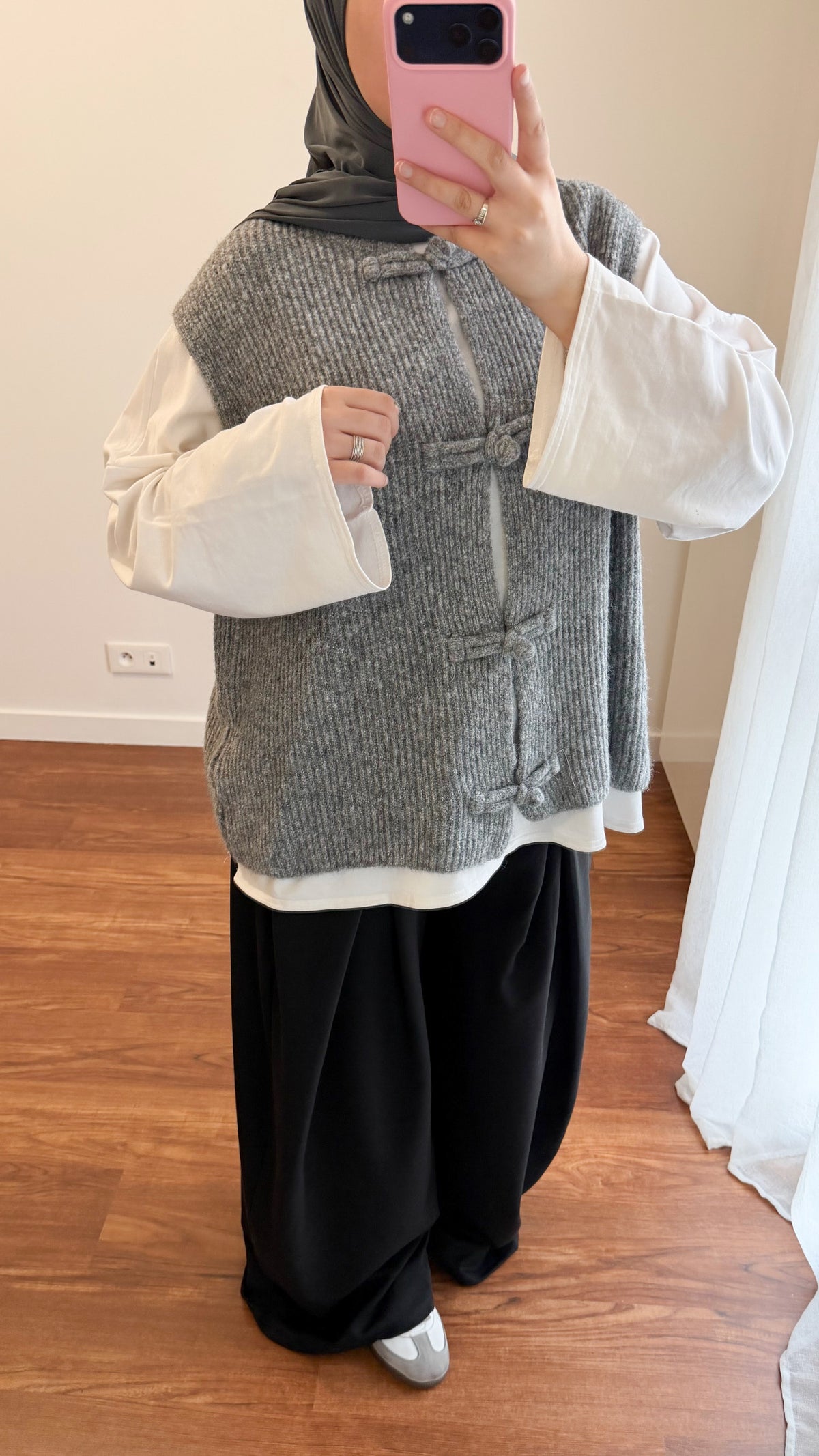 CARDIGAN YUMNA SANS MANCHES GRIS