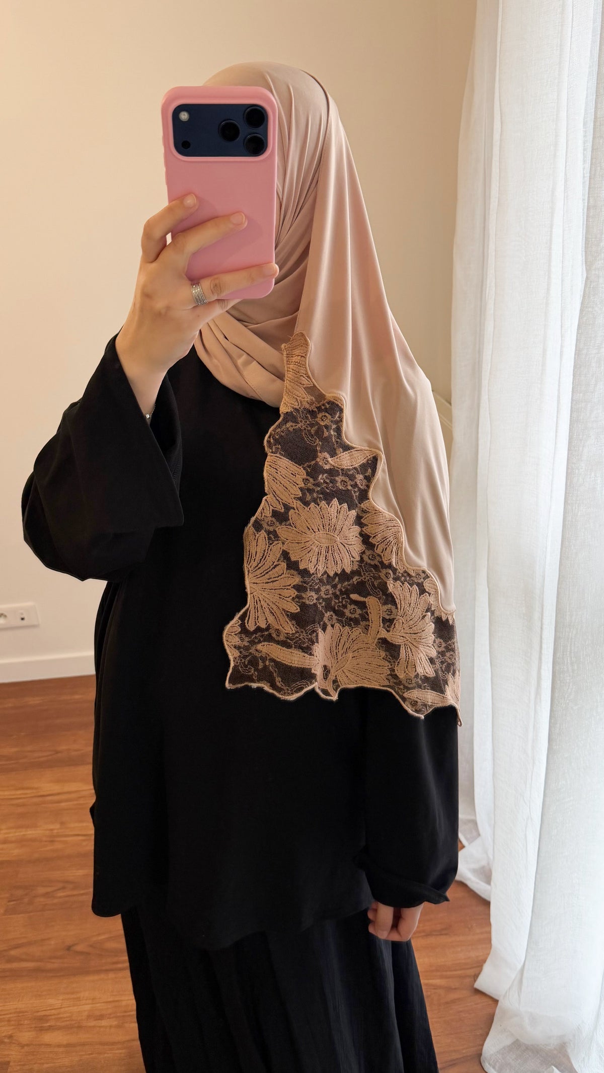HIJAB JERSEY PREMIUM DENTELLE BEIGE