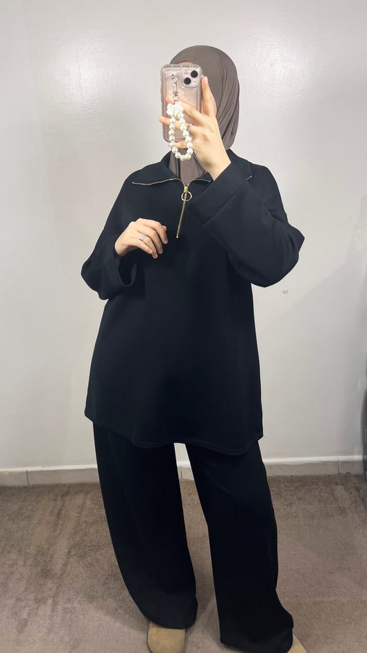 COSY BLACK ZIP NECK SET
