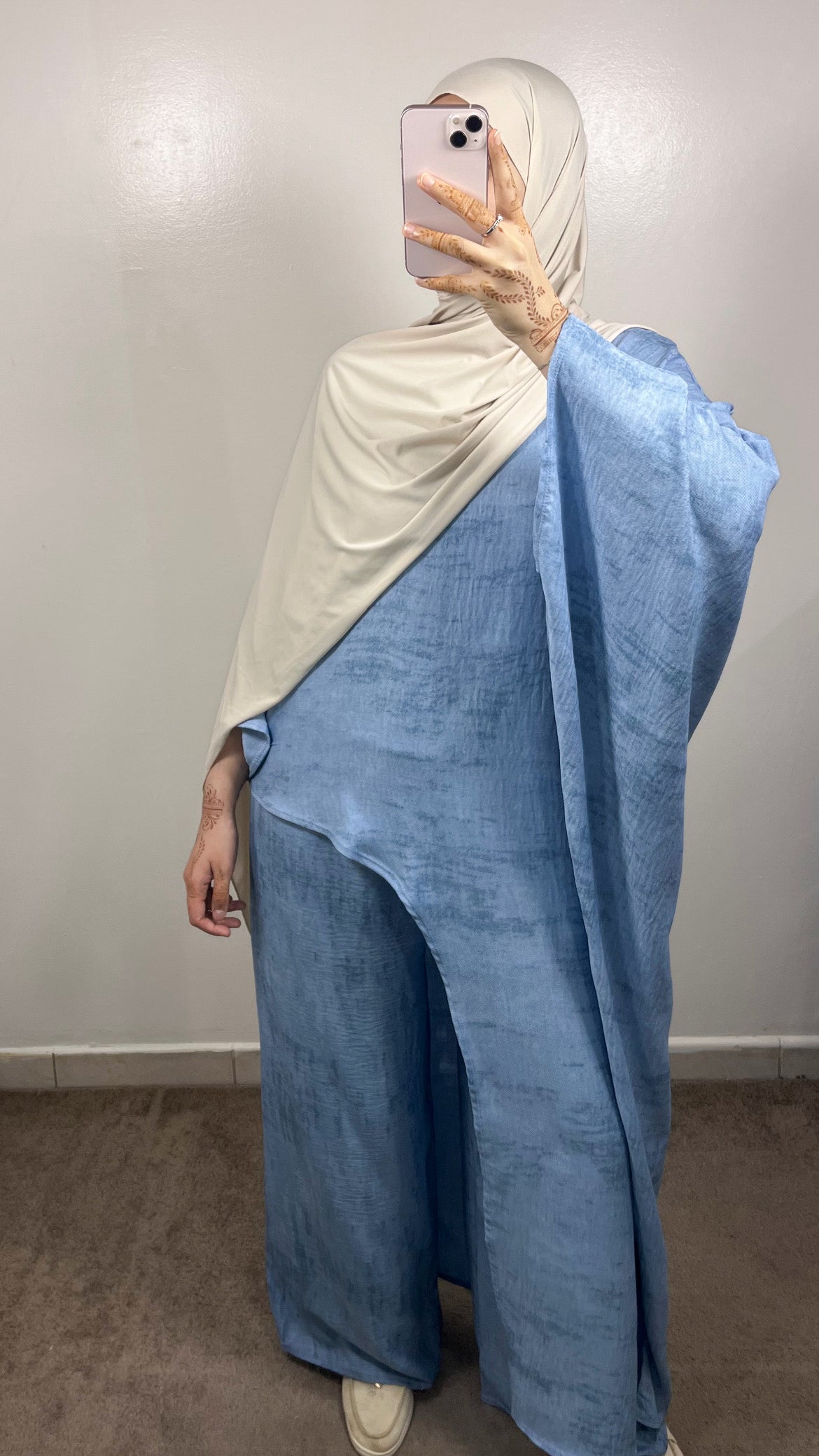 ENSEMBLE ROBE COUPÉE + PANTALON BLEU CIEL