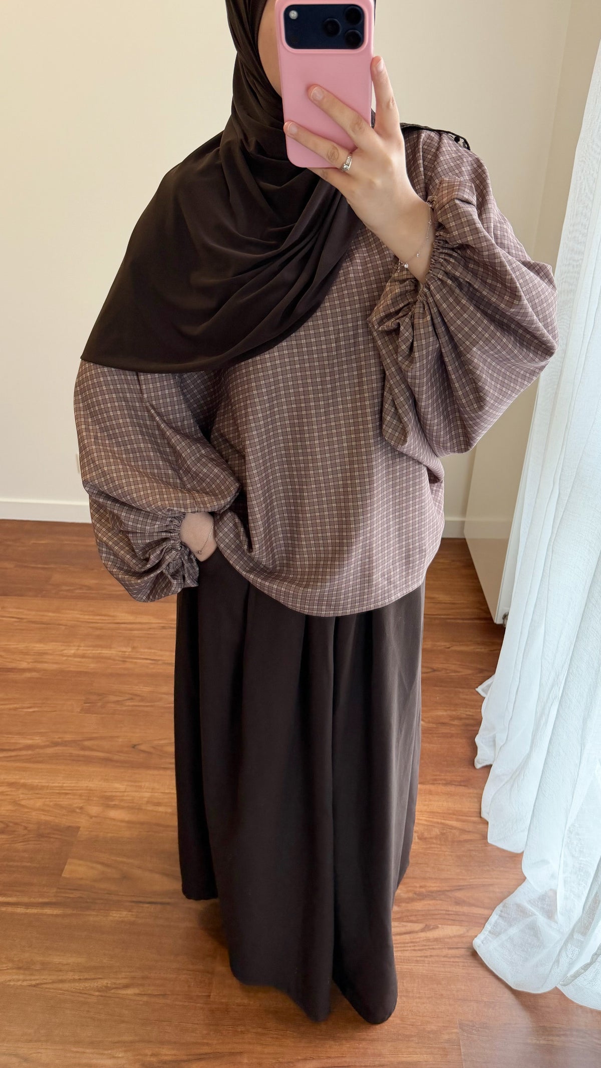 BLOUSE MANCHES BOUFFANTES MOTIF CARREAUX TAUPE