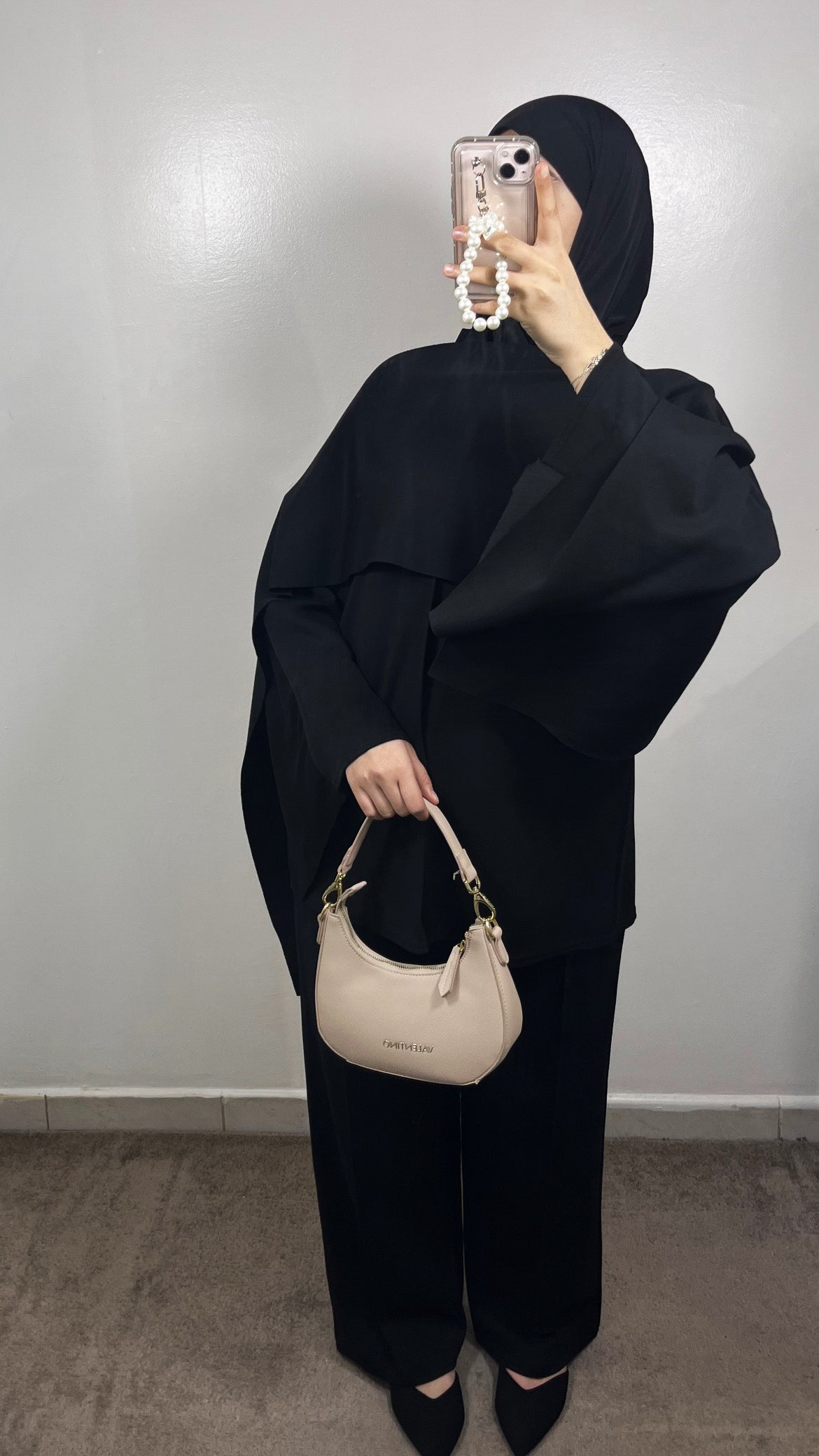 BLACK CAPE SET