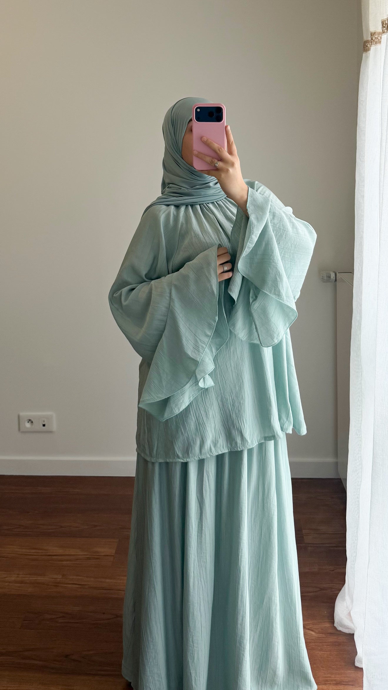 ENSEMBLE JUPE NUSSAYBAH VERT D’EAU