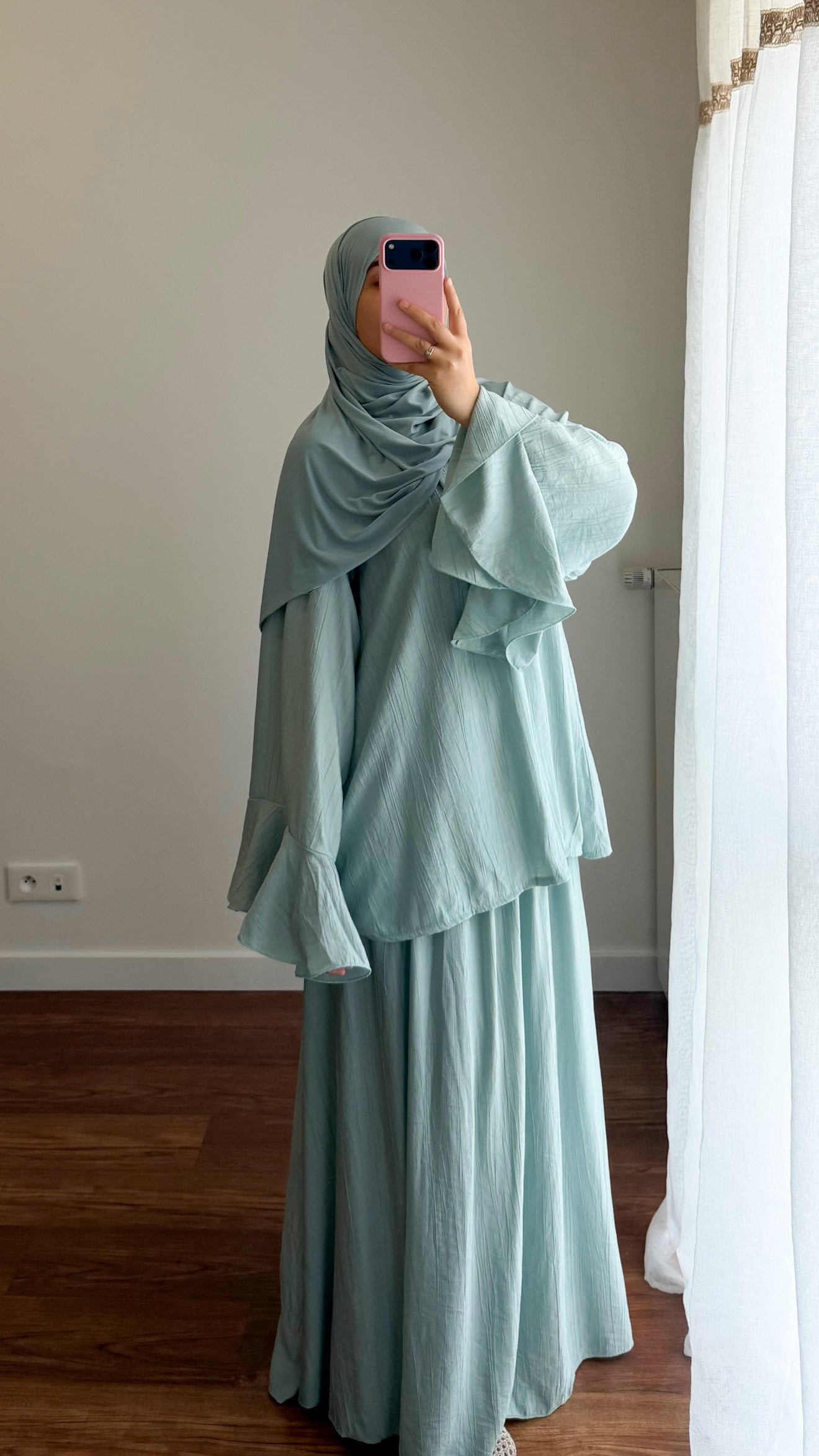 ENSEMBLE JUPE NUSSAYBAH VERT D’EAU