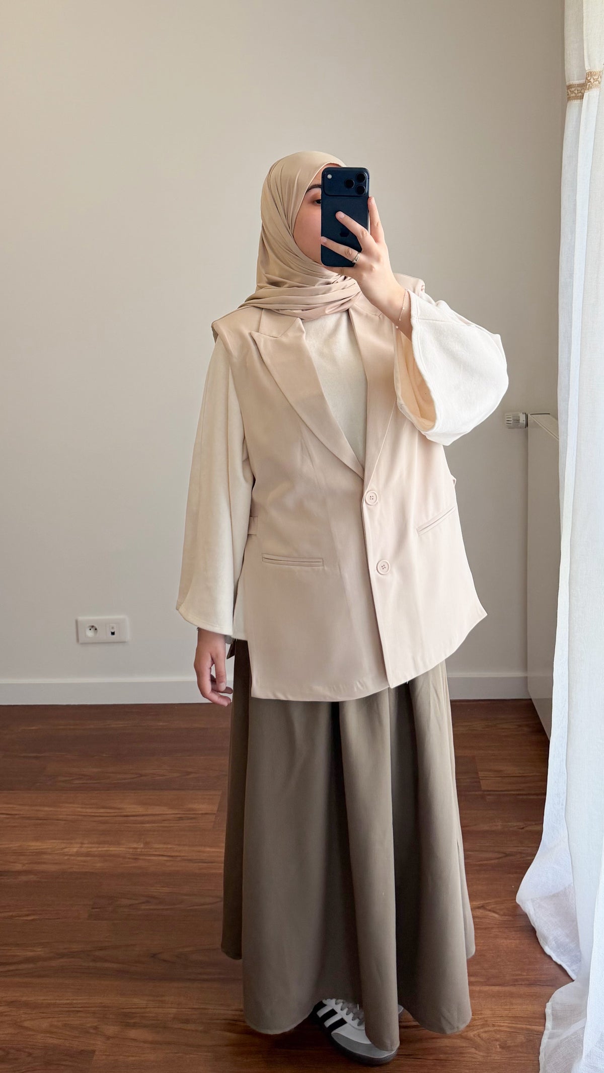 BLAZER SANS MANCHES BEIGE