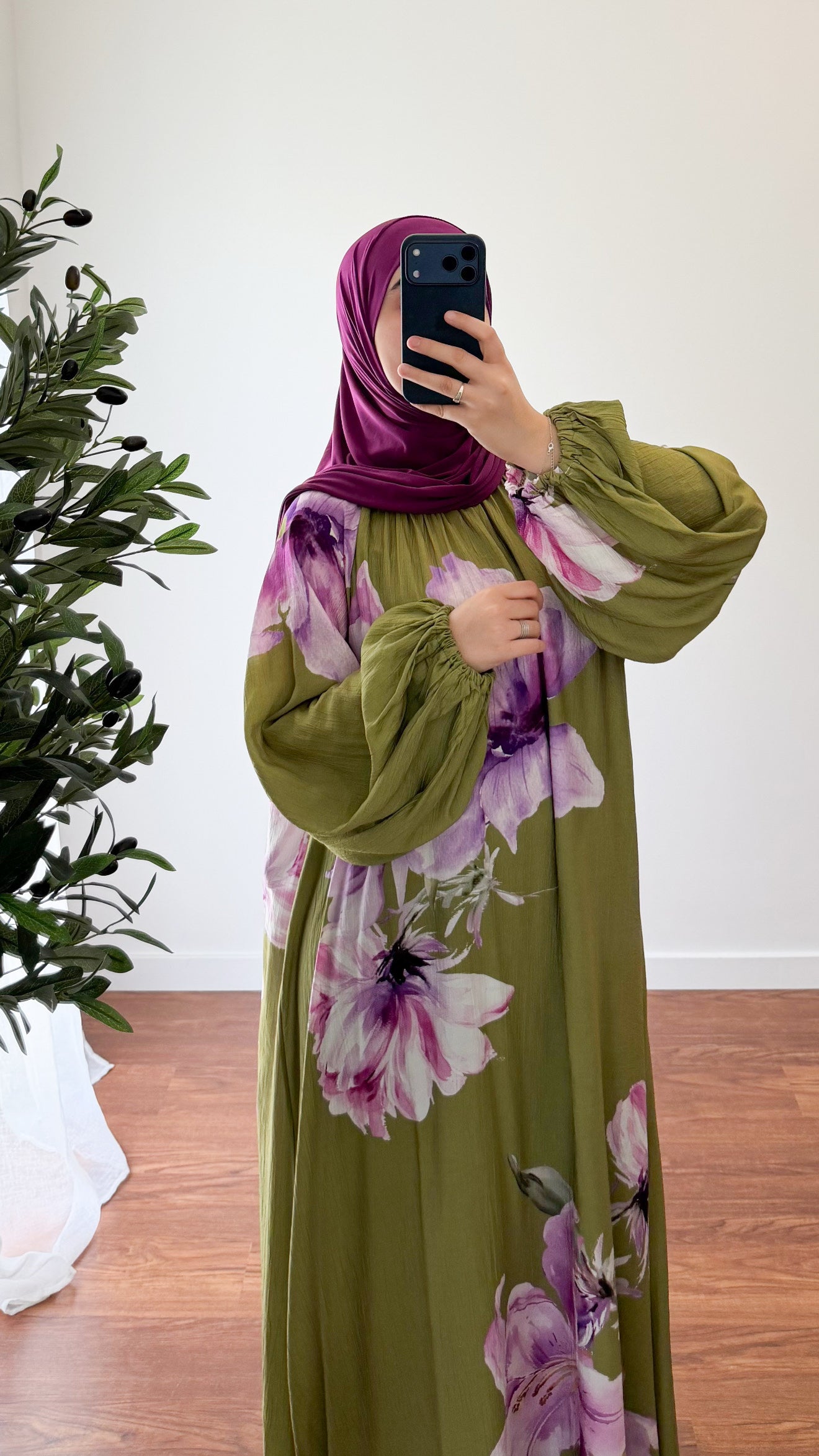 ABAYA FLEURIE VERT OLIVE