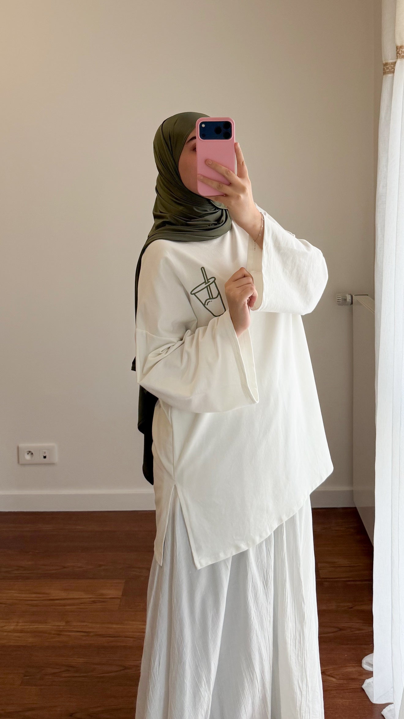 T-SHIRT MATCHA BLANC