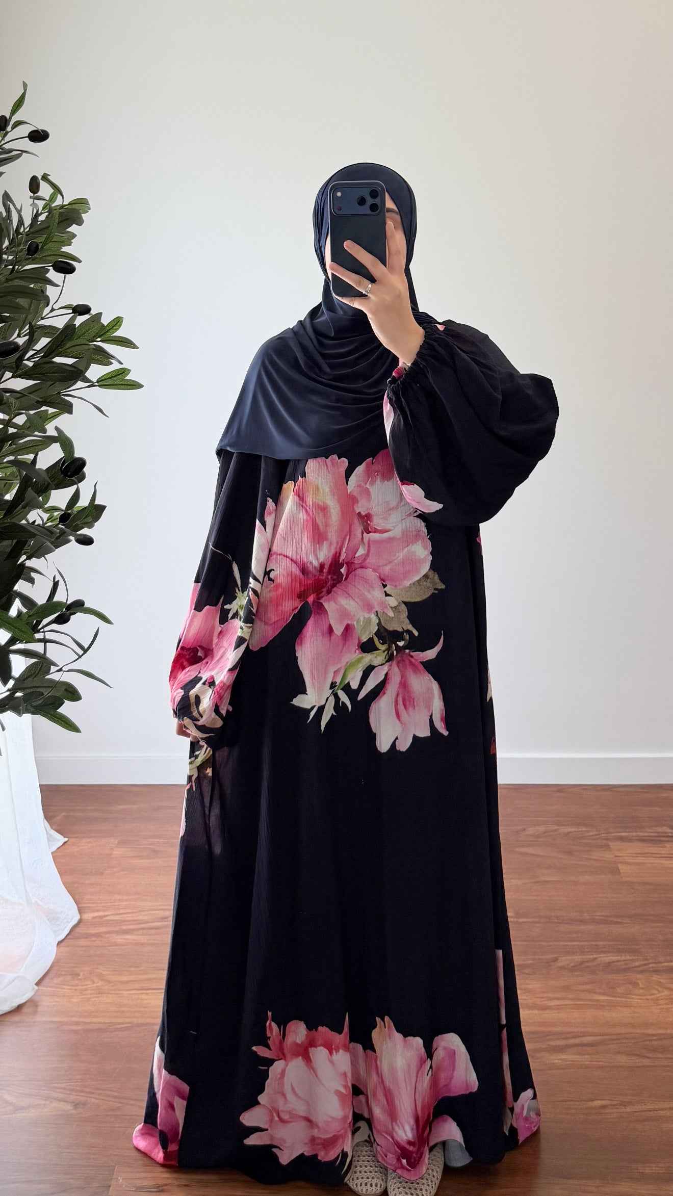 ABAYA FLEURIE BLEU NUIT