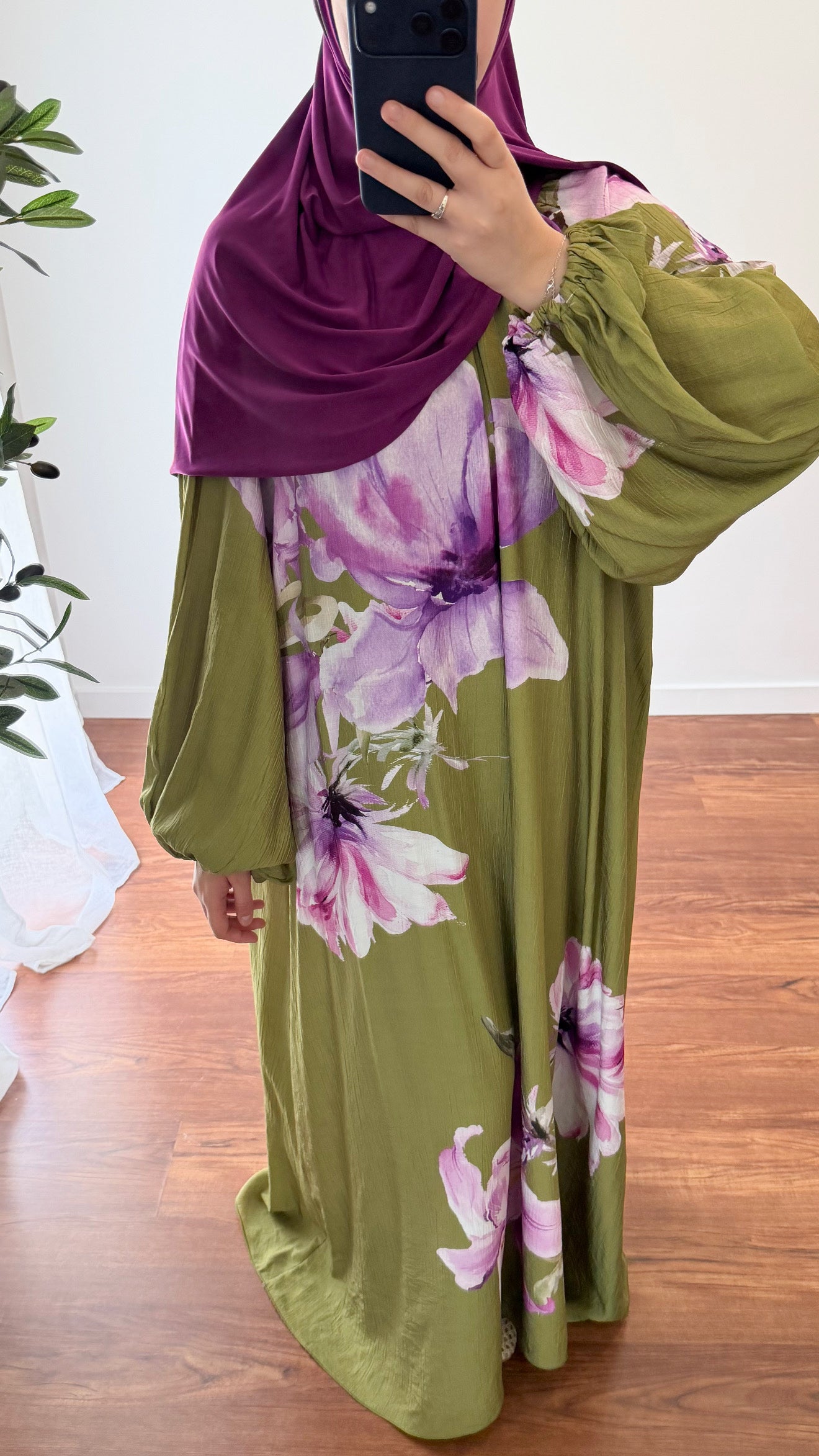 ABAYA FLEURIE VERT OLIVE