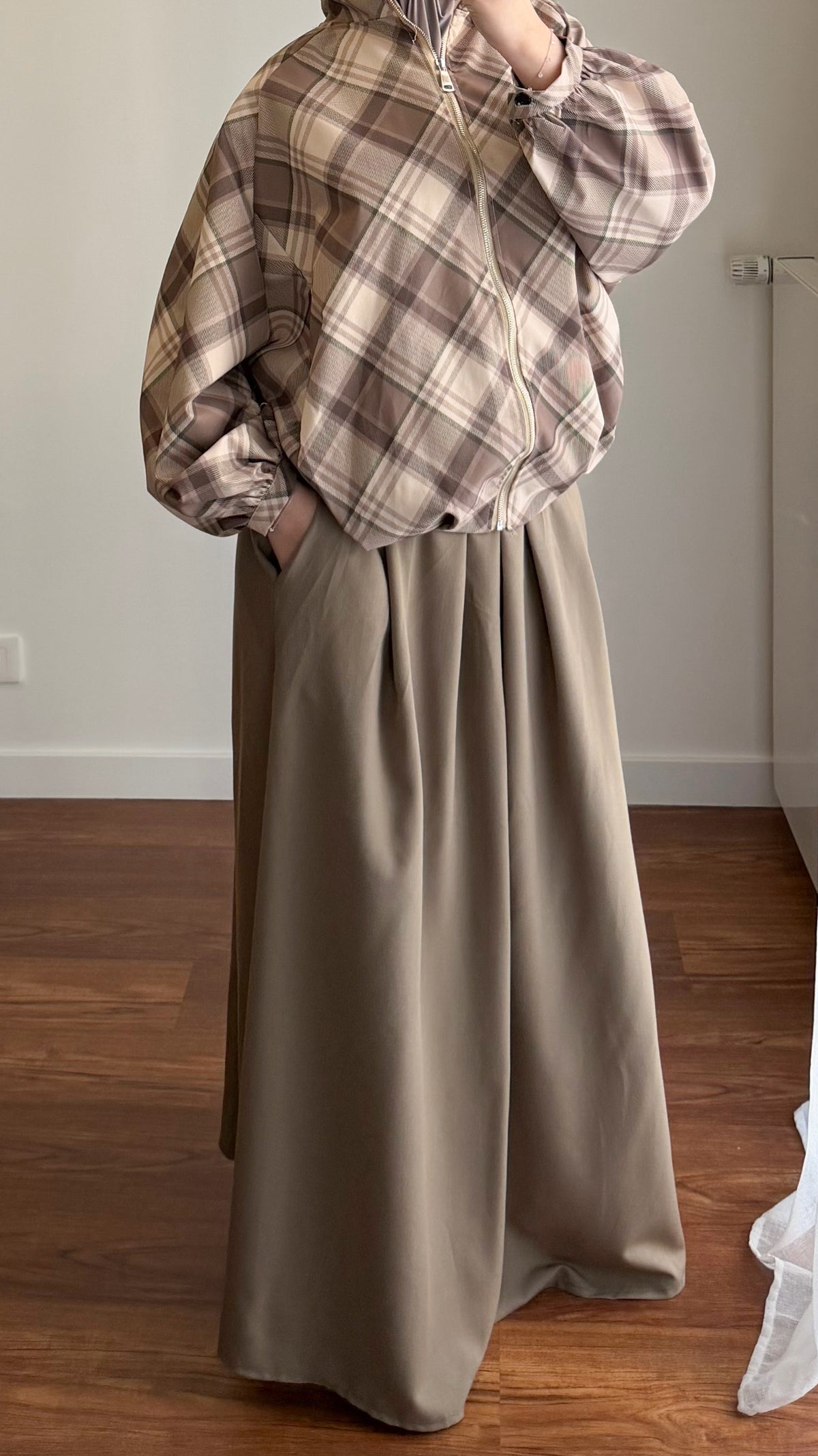 JUPE CLASSIQUE ÉPAISSE TAUPE