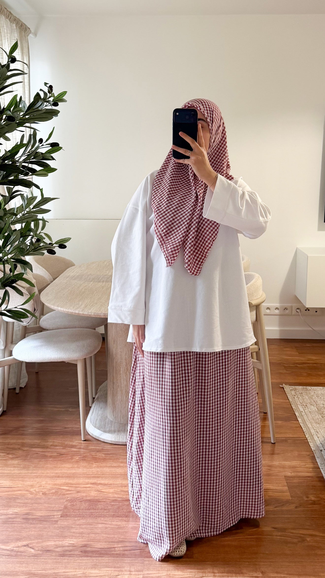 ENSEMBLE CARRÉ DE COTON + JUPE MOTIF CARREMENT ROUGE