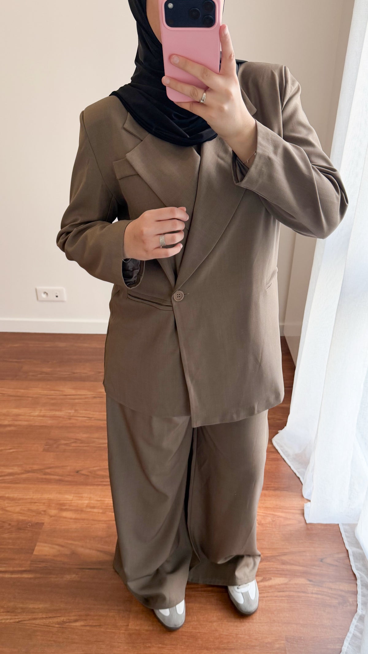 ENSEMBLE BLAZER TAUPE