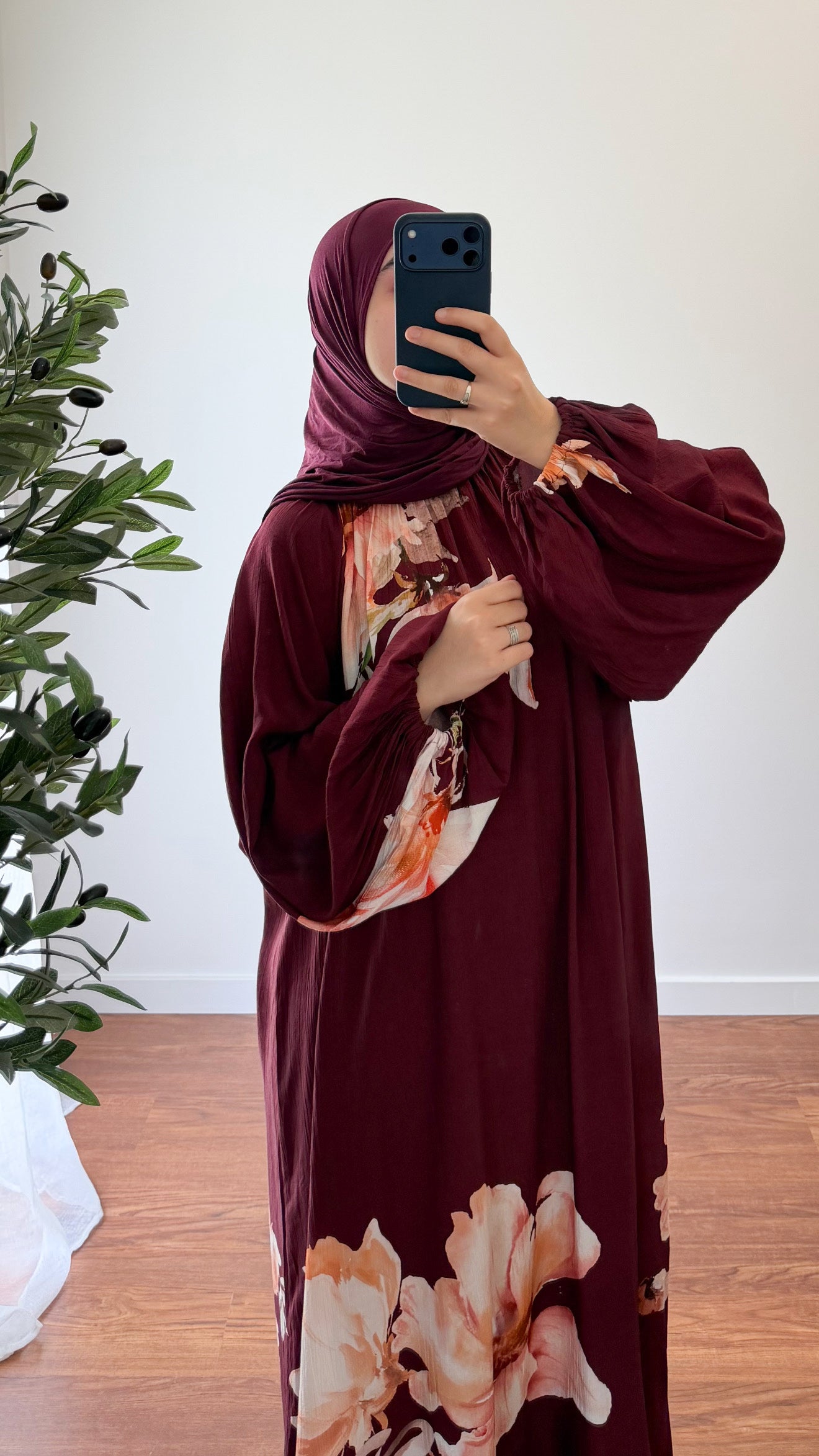 ABAYA FLEURIE BORDEAU