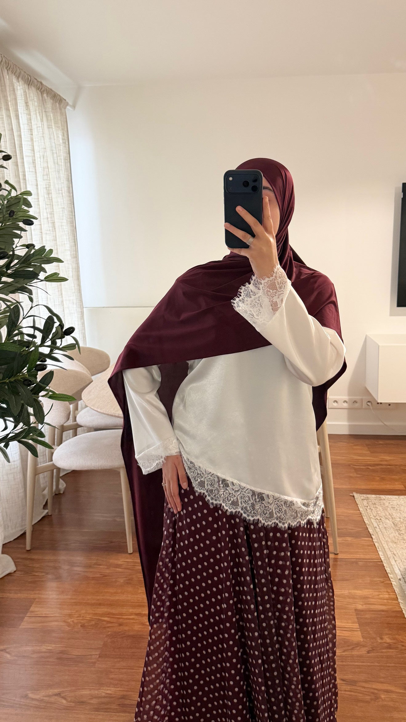 HAUT ASYMÉTRIQUE DENTELLE BLANC