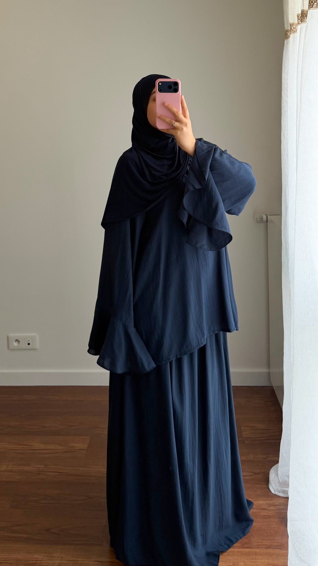 ENSEMBLE JUPE NUSSAYBAH BLEU MARINE