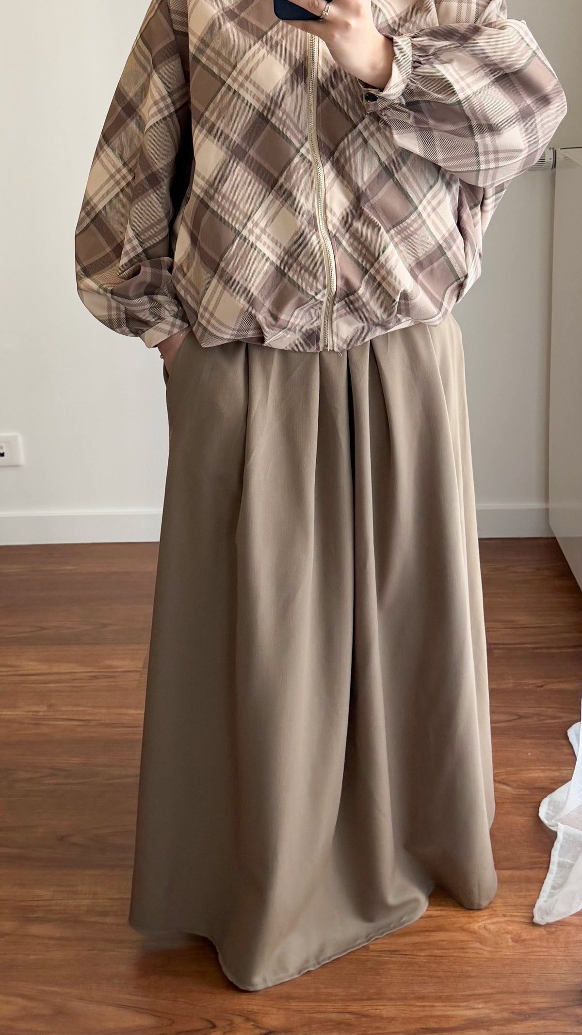 JUPE CLASSIQUE ÉPAISSE TAUPE