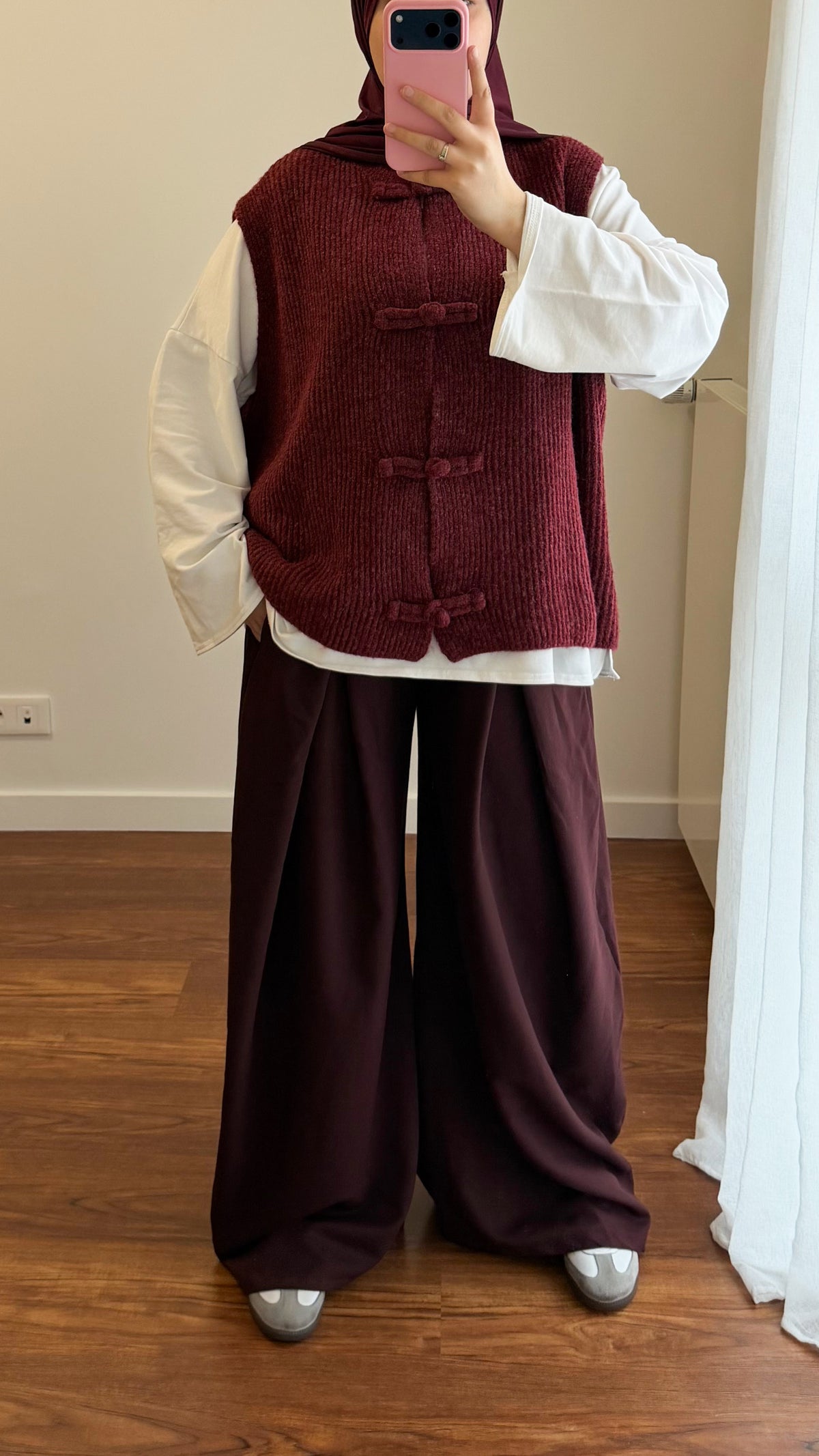 CARDIGAN YUMNA SANS MANCHES BORDEAU