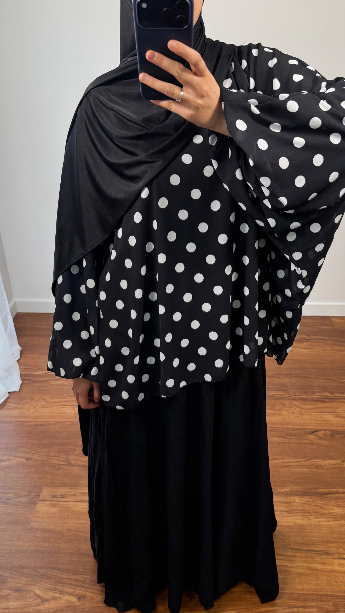 BLOUSE À POIS NOIR