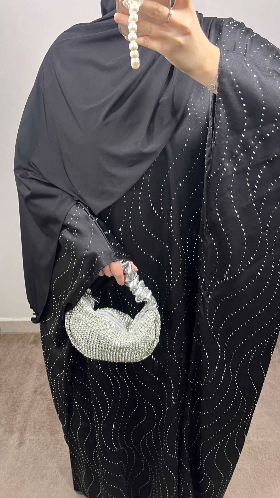 SCHWARZE WELLEN-STRASS-ABAYA