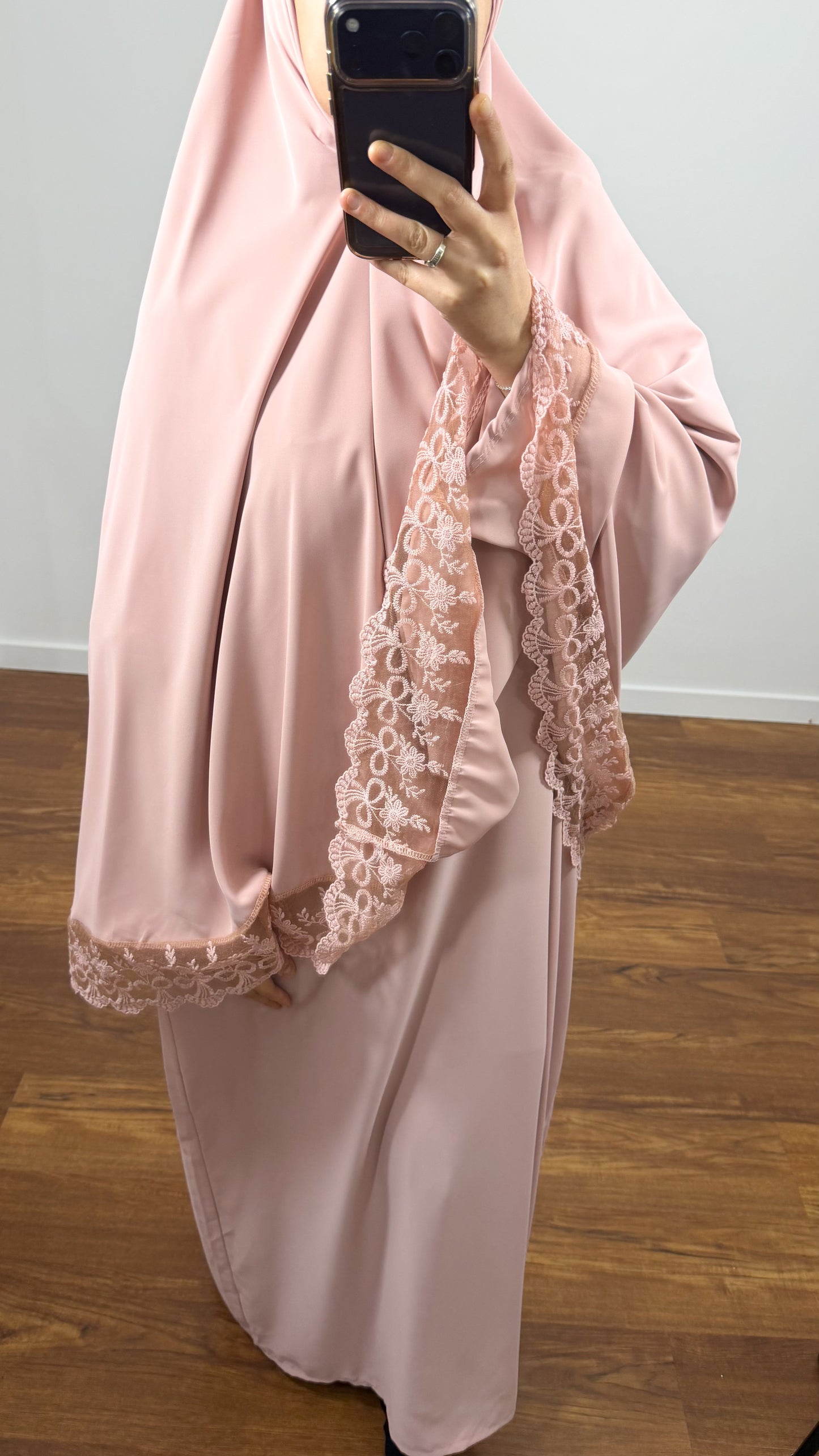 ENSEMBLE DE PRIÈRE DENTELLE ROSE POUDRÉ