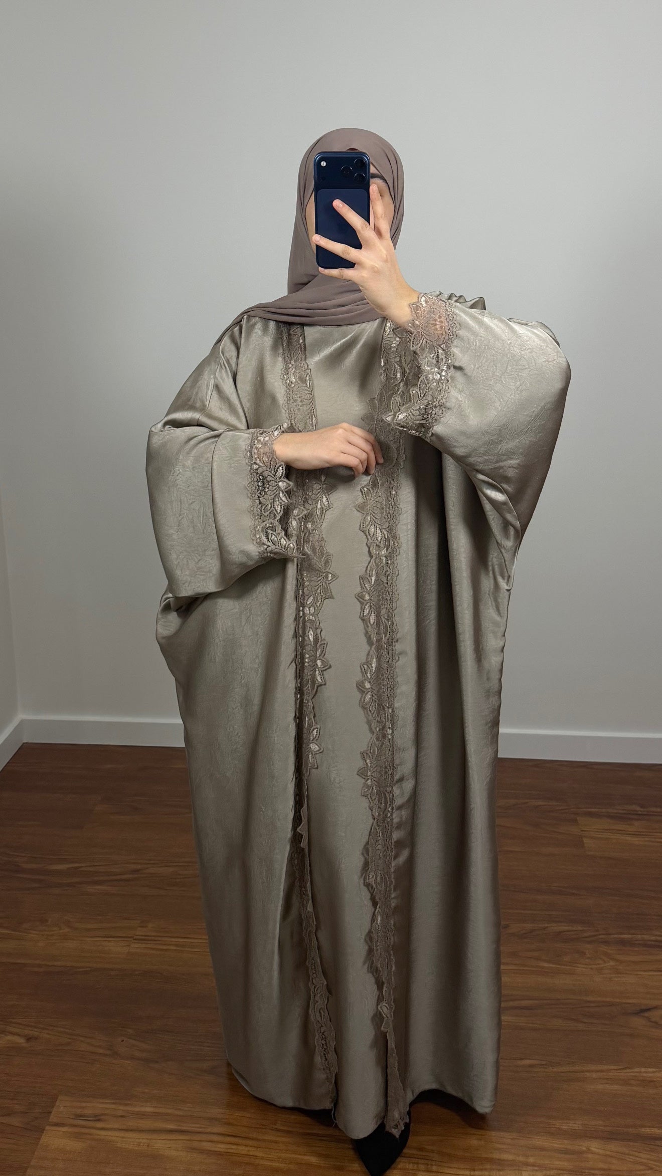 ENSEMBLE DINA KIMONO + SOUS ABAYA TAUPE
