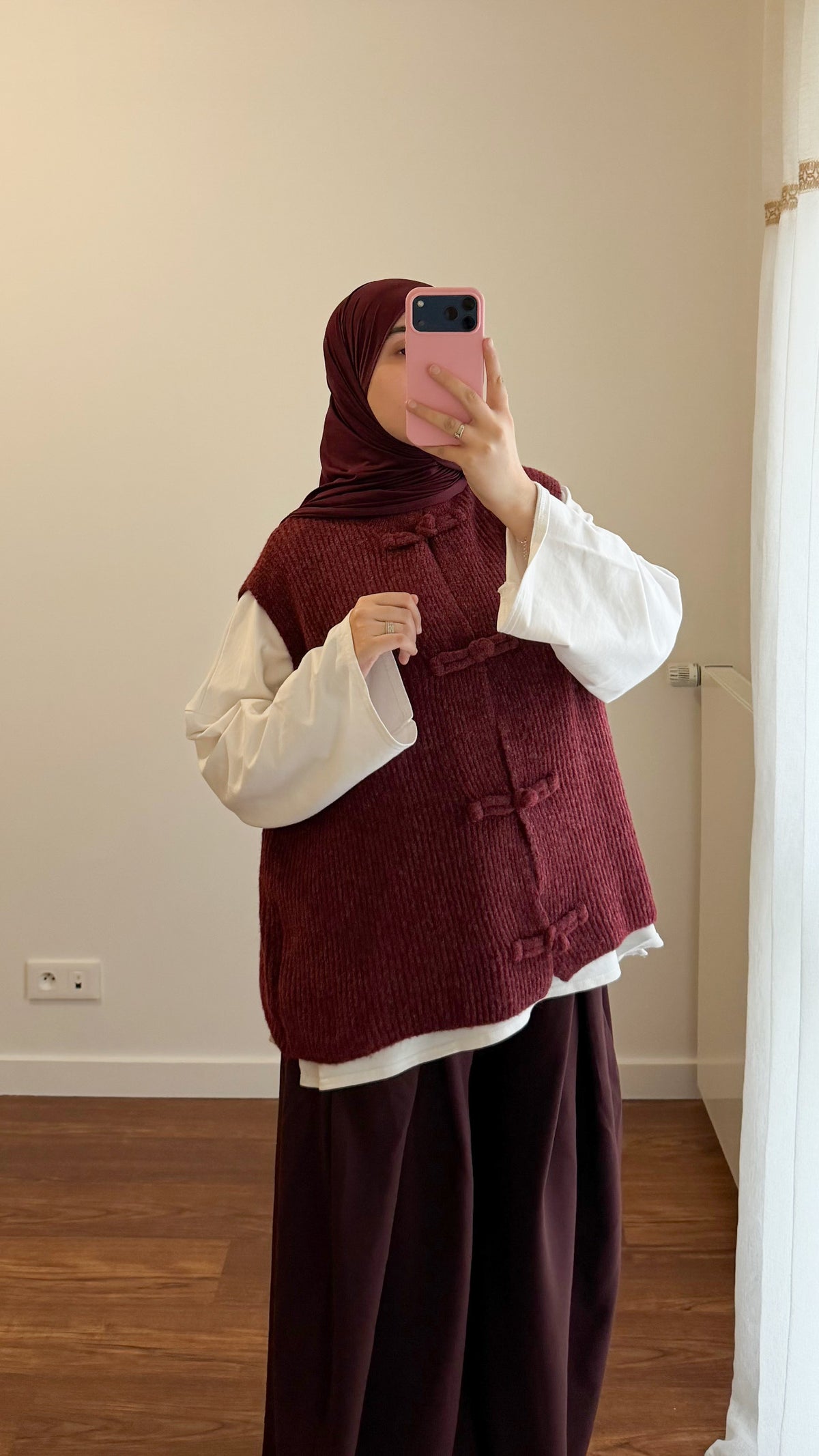 CARDIGAN YUMNA SANS MANCHES BORDEAU
