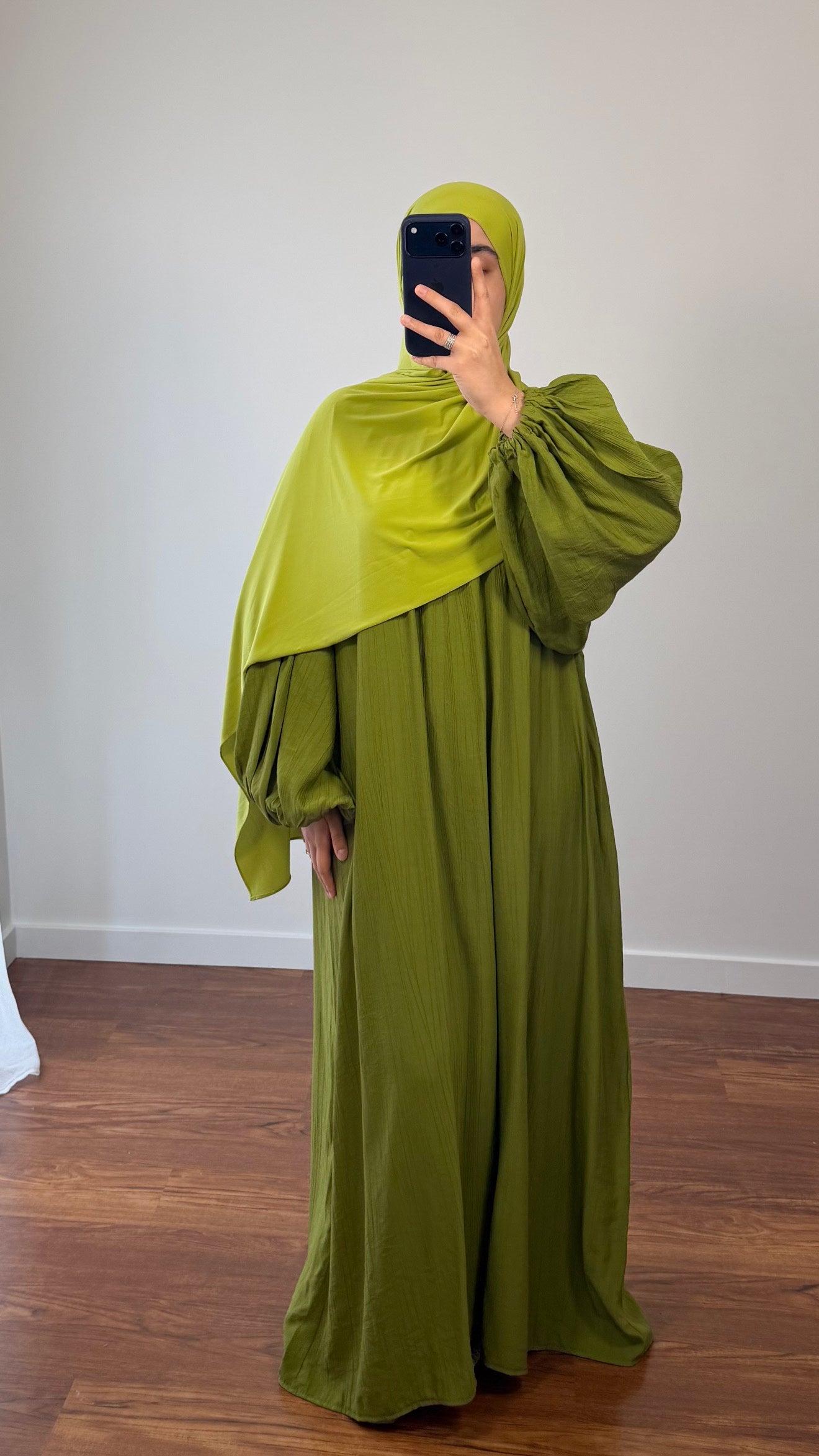 ABAYA AYAT MANCHES BOUFFANTES VERT OLIVE